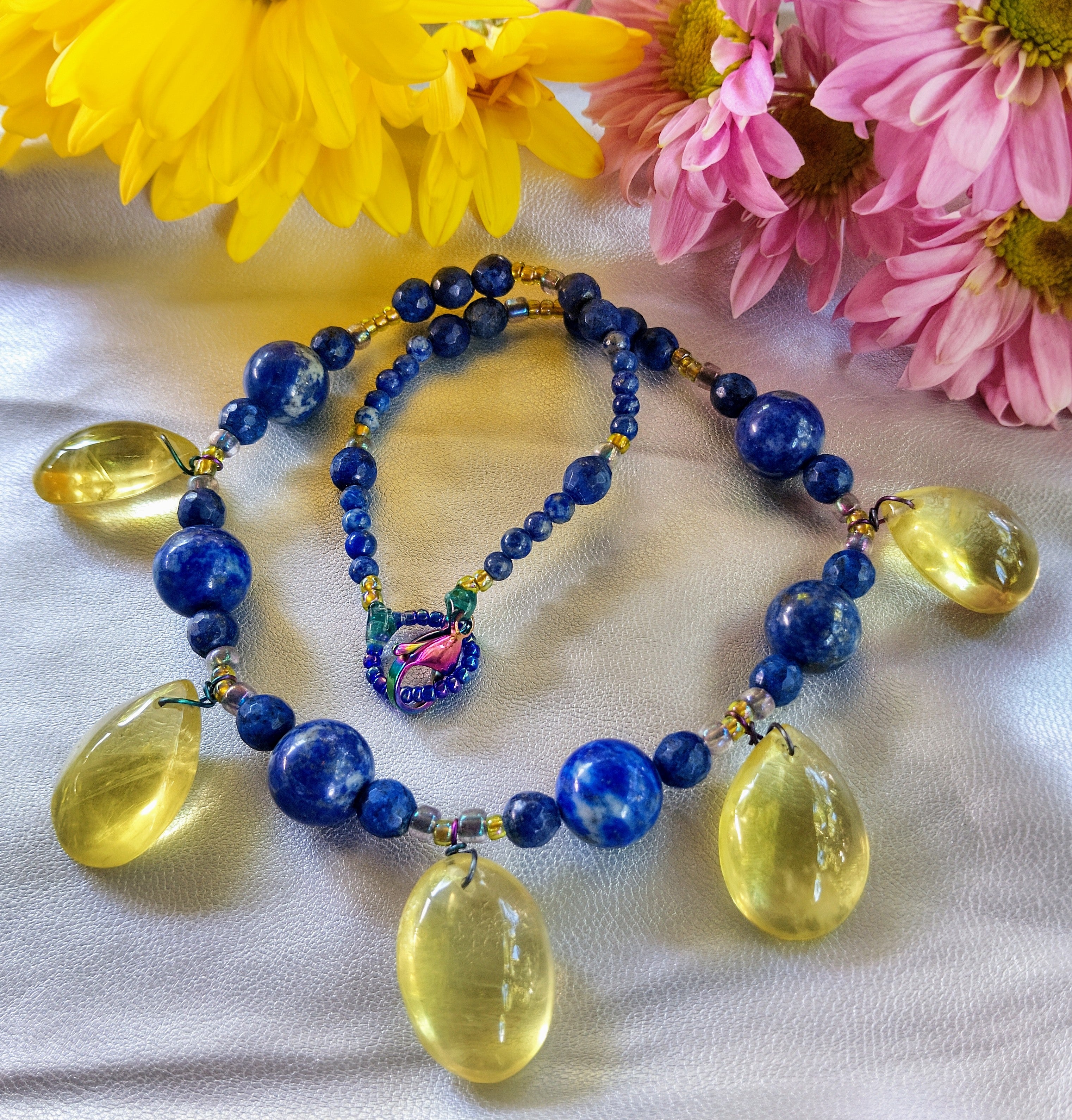 Collier Lapis-Lazuli & Quartz Jaune – Netcheret Nout